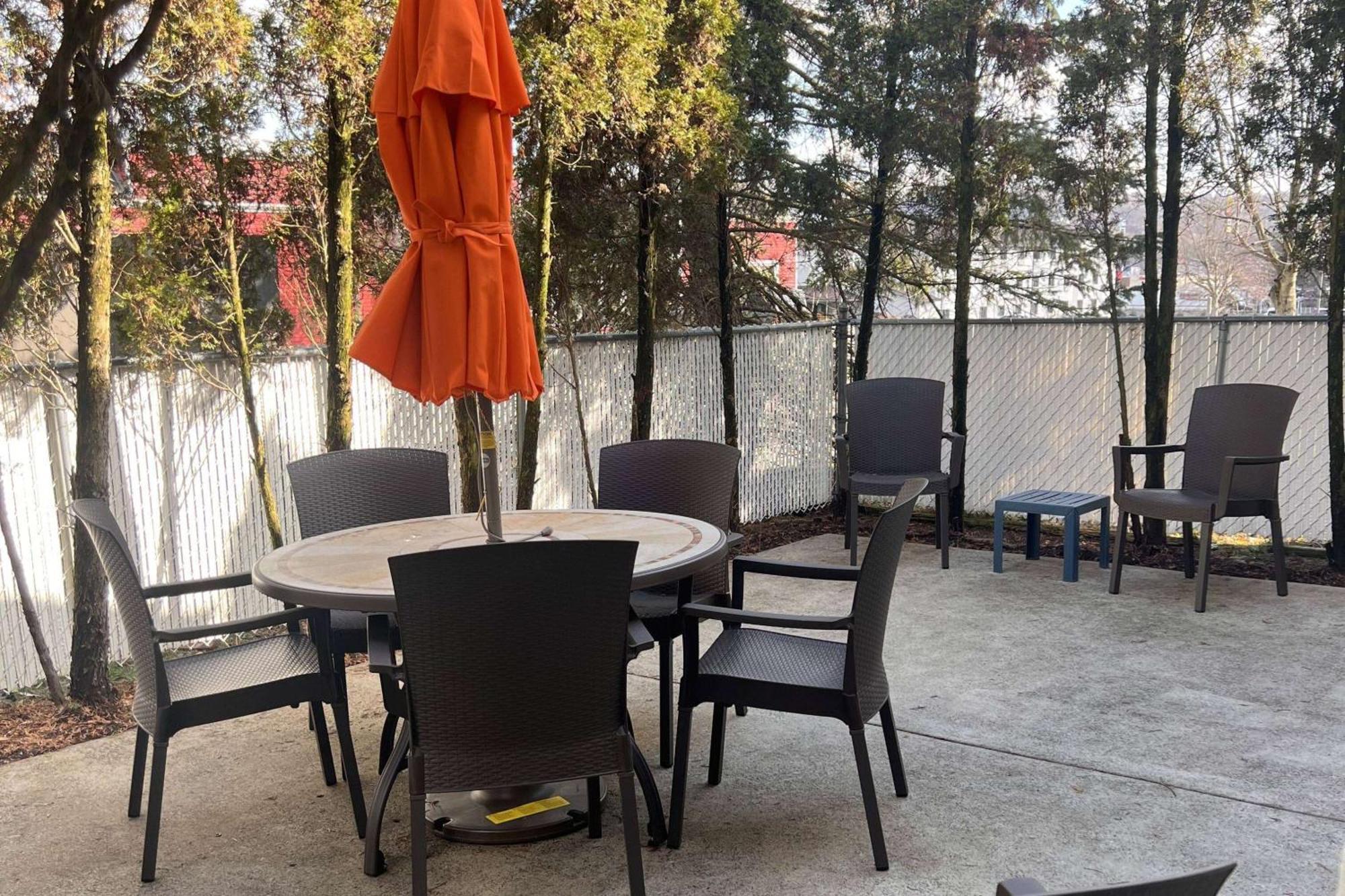 凯富酒店 新斯坦顿 外观 照片